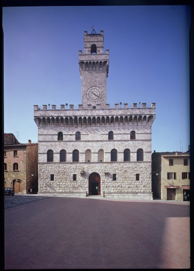 Exterior view of the Palazzo Communale, Montepulciano by Michelozzo di Bartolommeo